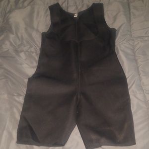 Body slimmer/shaper workout suit